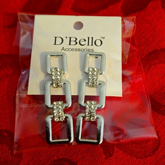 D’Bello Earrings _ Glam for less! - Picture 1 of 2